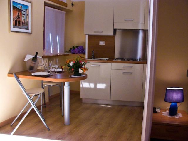 Appartamenti Vacanze E Camere Roccetta Fiorita 페텐나스코 외부 사진