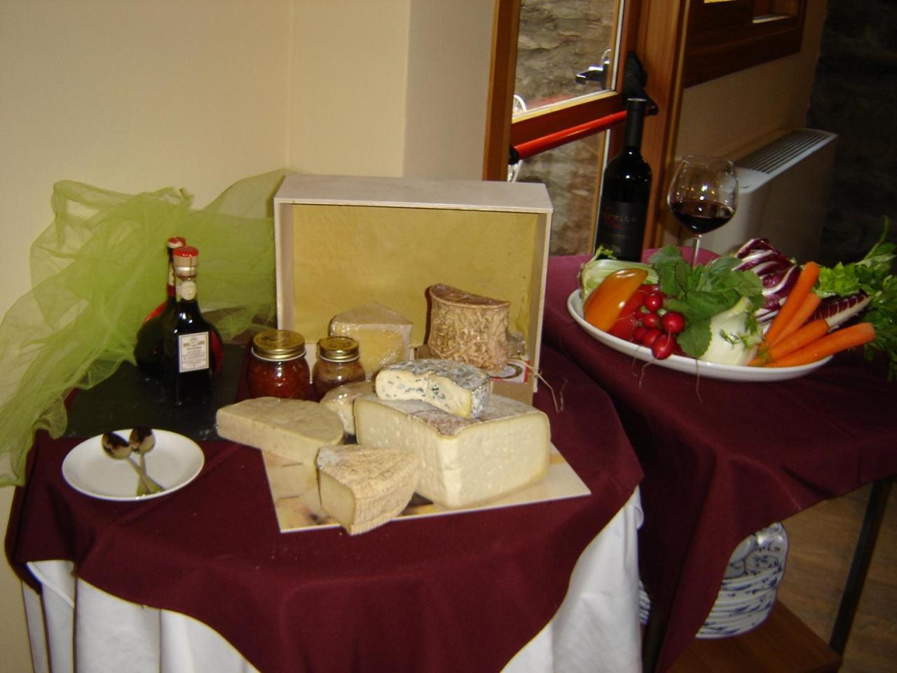 Appartamenti Vacanze E Camere Roccetta Fiorita 페텐나스코 외부 사진