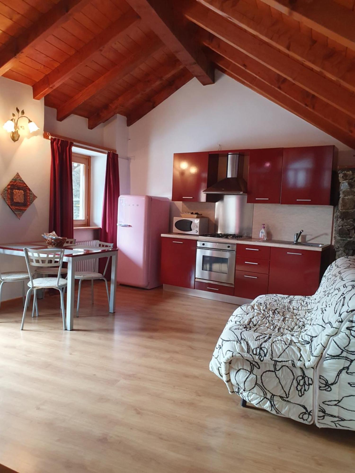 Appartamenti Vacanze E Camere Roccetta Fiorita 페텐나스코 객실 사진