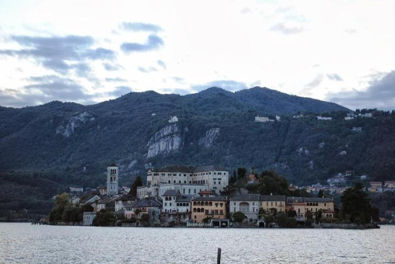 Appartamenti Vacanze E Camere Roccetta Fiorita 페텐나스코 외부 사진